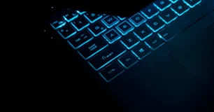 Como acender o teclado do notebook facilmente