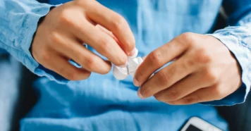 Como conectar airpods falso no iphone sem complicação