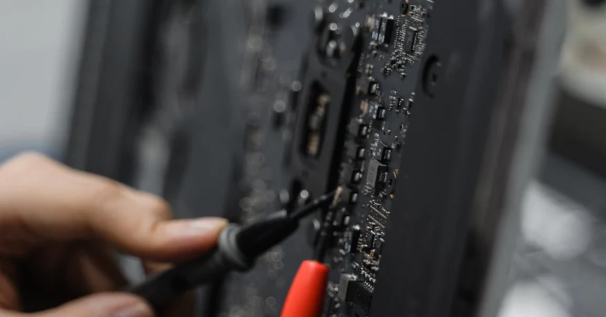 Como ligar o notebook sem o botão power facilmente