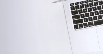 Onde fica o ponto de interrogação no teclado do notebook? Onde fica o ponto de interrogação no teclado do notebook?